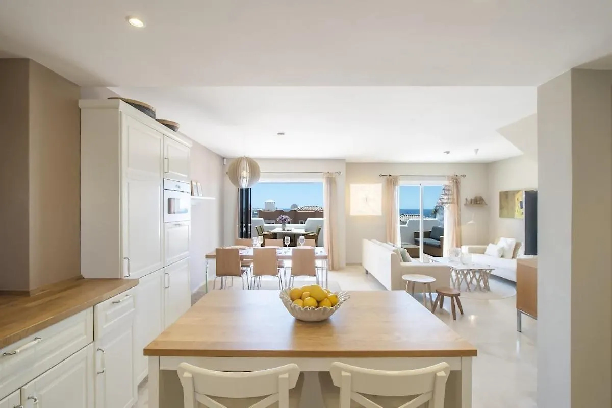 קסרס Top Floor Apartment With Magic View