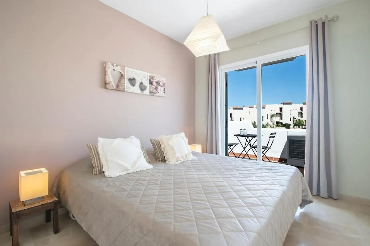 קסרס Top Floor Apartment With Magic View